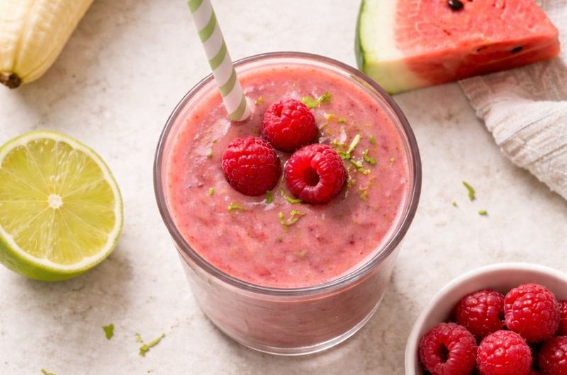 Kalorisnål Smoothie med Vattenmelon, Hallon och Banan