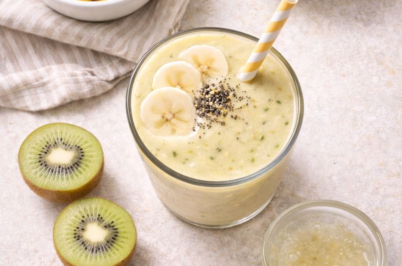 God Smoothie med Yoghurt, Kiwi och Mango