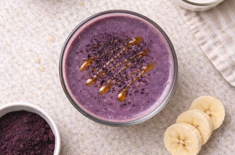 Antioxidativ Smoothie med Acai, Blåbär och Banan