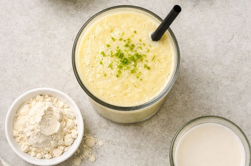 God Smoothie med Ananas, Banan och Proteinpulver