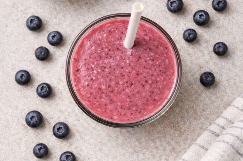 Antioxidativ Smoothie med Hallon, Blåbär och Proteinpulver