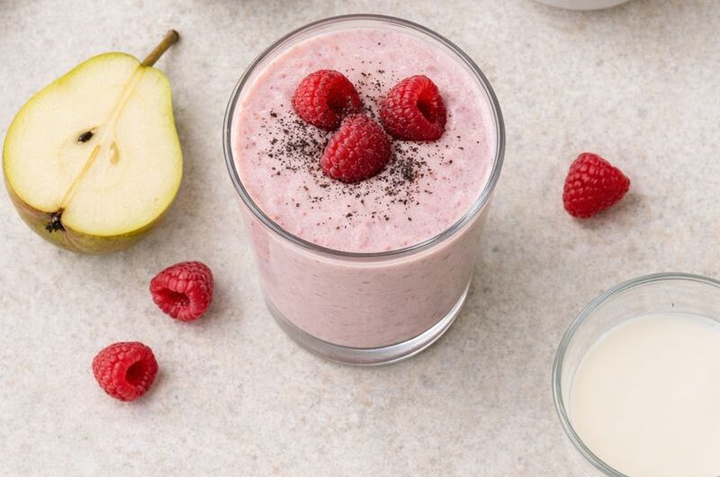 God Smoothie med Päron, Hallon och Kvarg