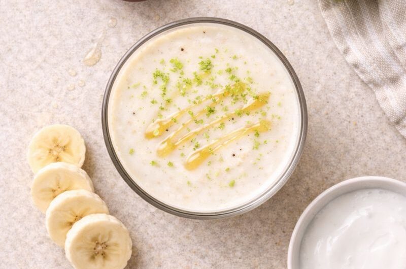 Kaloririk Smoothie med Passionsfrukt, Banan och Kokosmjölk